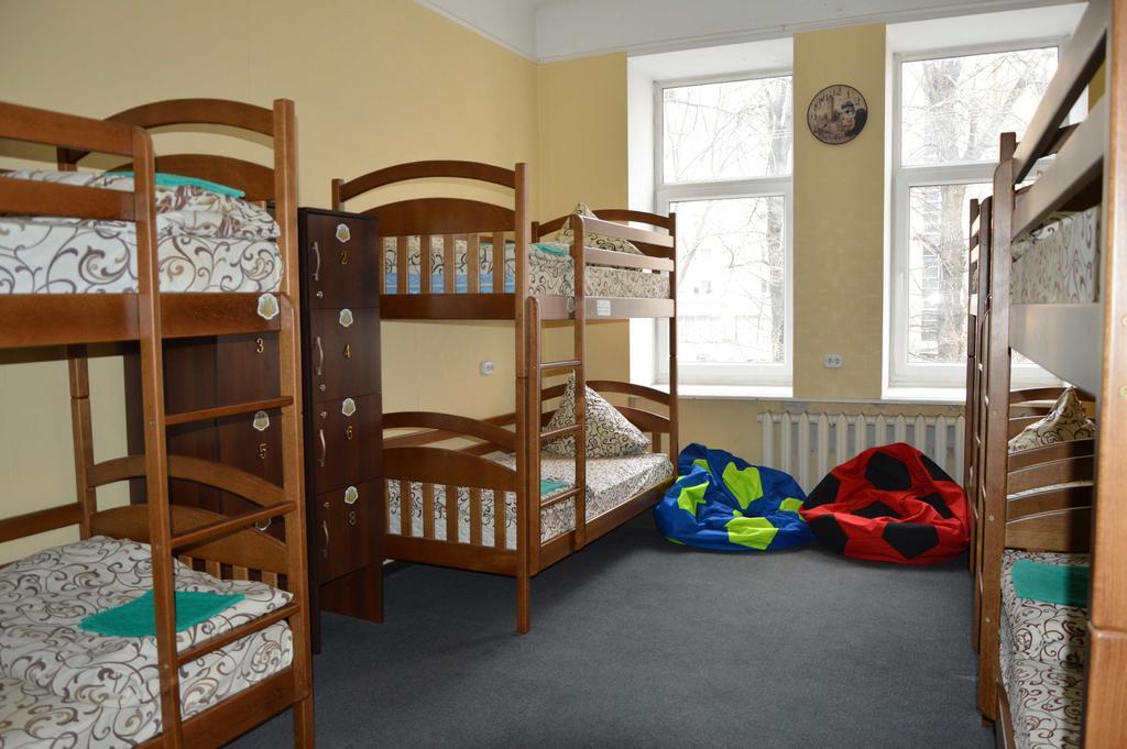 Lviv Lucky Hostel ภายนอก รูปภาพ
