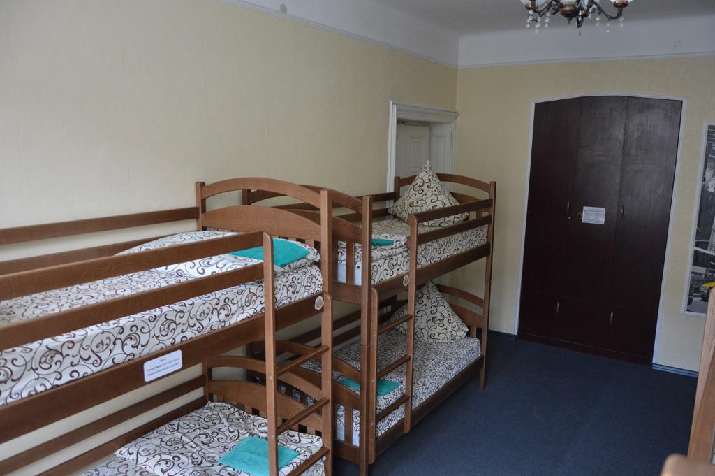 Lviv Lucky Hostel ภายนอก รูปภาพ