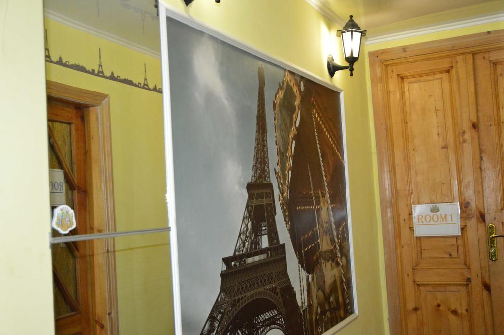 Lviv Lucky Hostel ภายนอก รูปภาพ