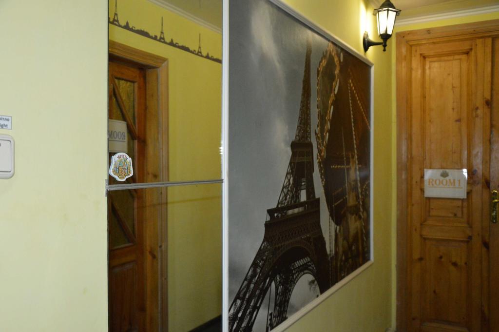 Lviv Lucky Hostel ภายนอก รูปภาพ
