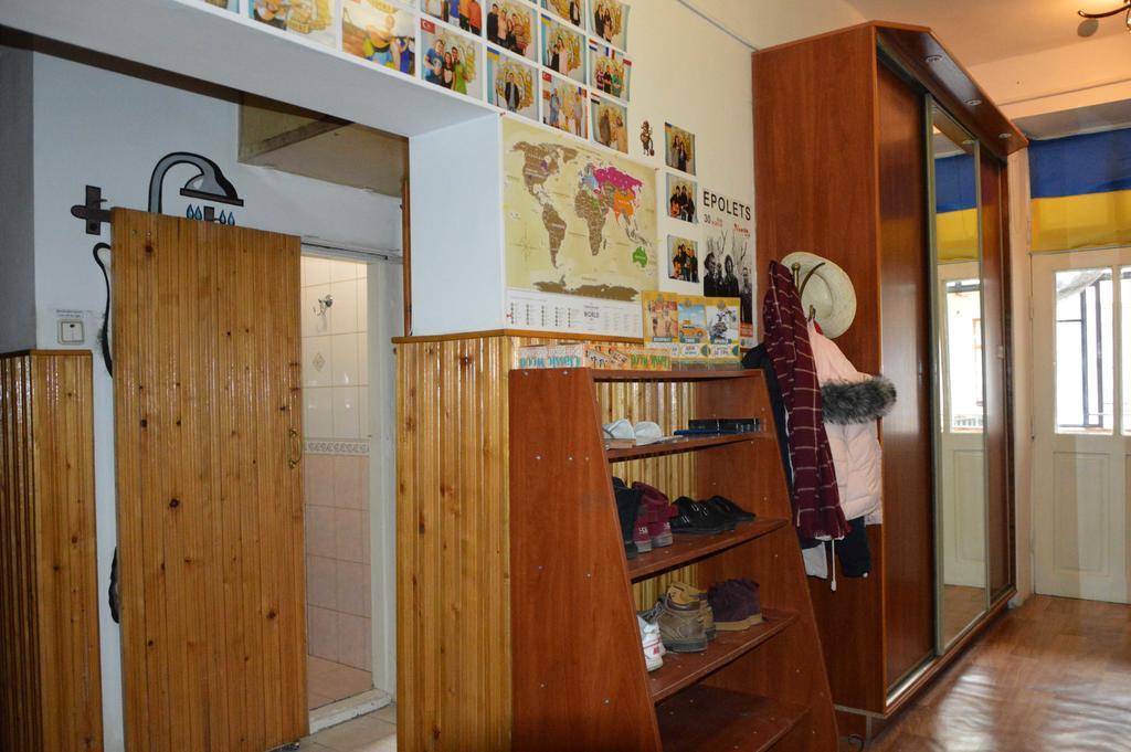 Lviv Lucky Hostel ภายนอก รูปภาพ