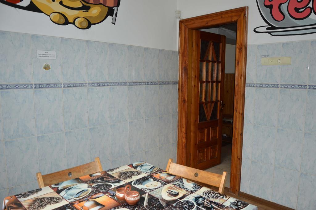Lviv Lucky Hostel ภายนอก รูปภาพ
